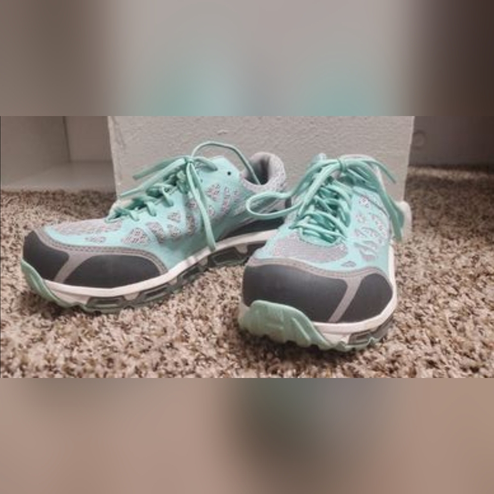 Red Wing: Women's steal toe sneakers